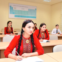 В новом учебном году в вузы Туркменистана планируется принять около 17 тысяч студентов